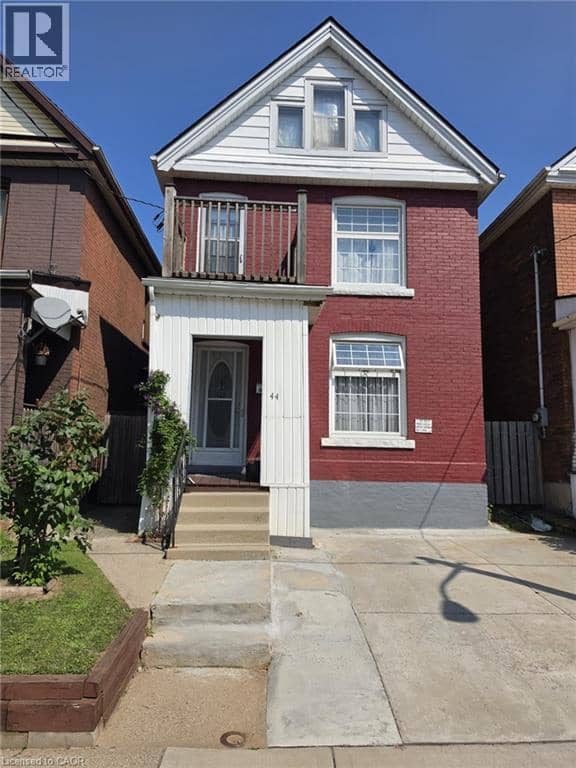 44 ARTHUR Avenue N — photo 2 of 40