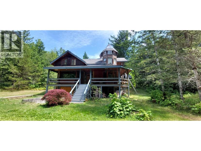 2848 JOURDENAIS ROAD, Hagensborg