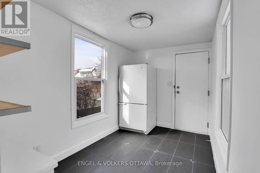 491 McLeod Street — photo 17 of 40
