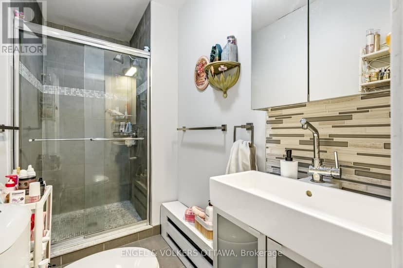 491 McLeod Street — photo 37 of 40