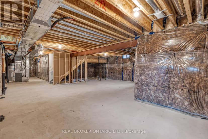 8 Daisy Street — photo 26 of 32