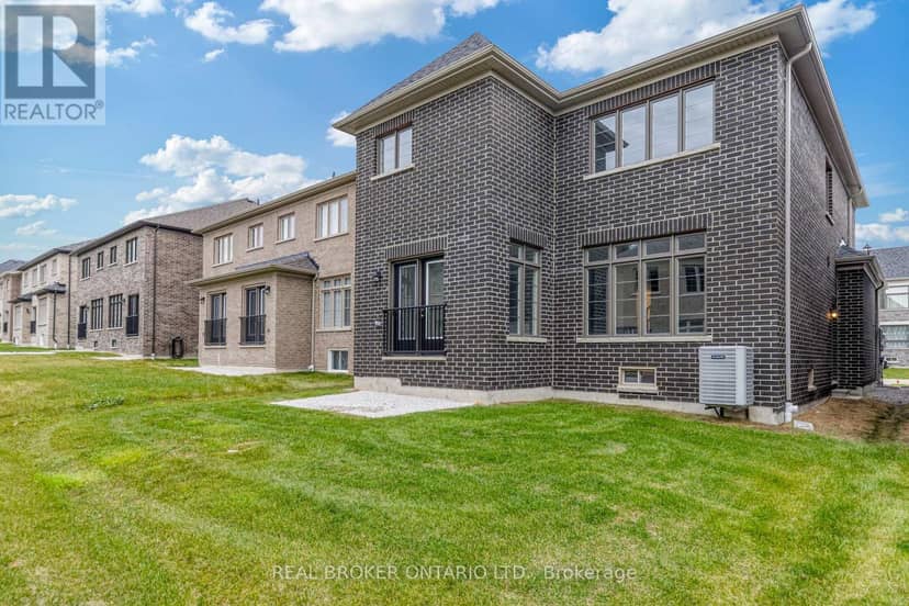 8 Daisy Street — photo 32 of 32