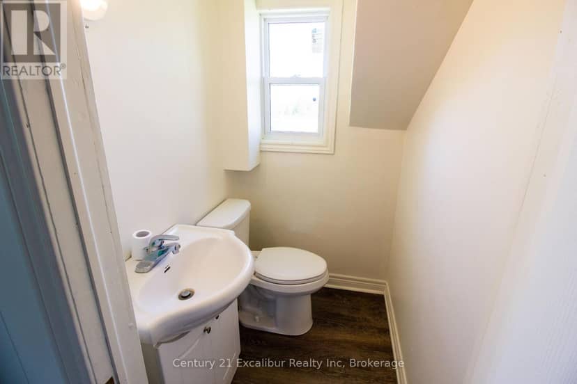 8323 Line 12 Street, Wellington North, photo 6