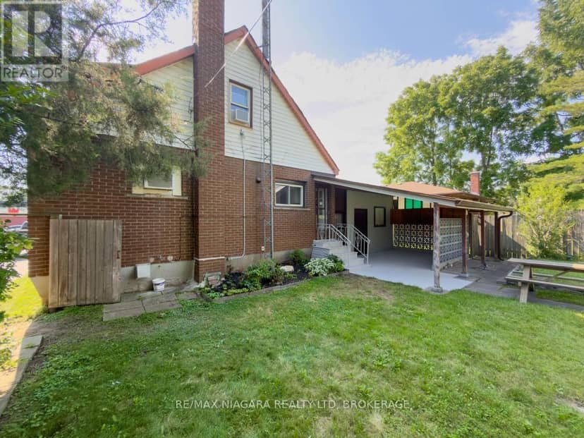 5576 Desson Avenue — photo 39 of 40