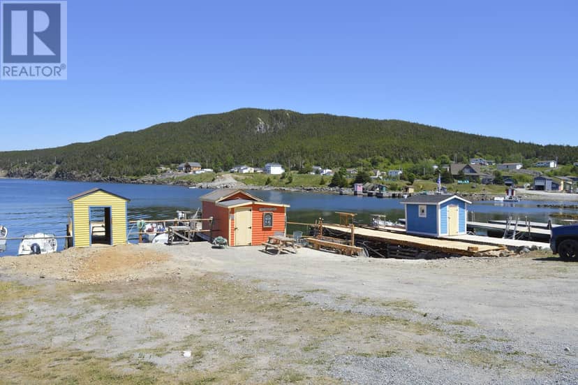 35 Harbour Road — photo 13 of 33