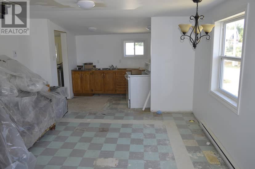35 Harbour Road — photo 25 of 33