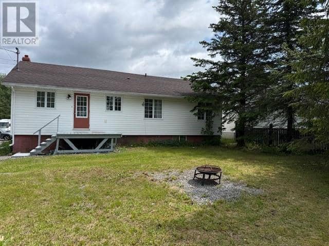 106 Airport Boulevard — photo 13 of 13