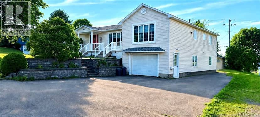 105 Arthur Street, Memramcook, photo 2