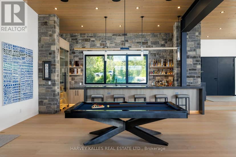 240 Silver Birch Drive — photo 16 of 40