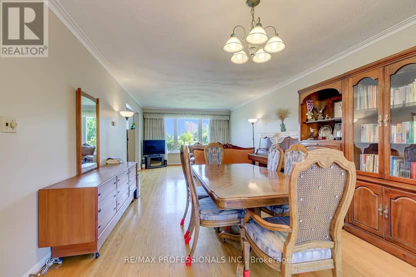 256 Wellesworth Drive — photo 6 of 30