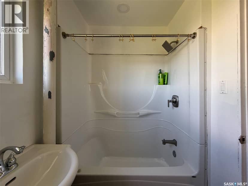 295 Ensign STREET — photo 17 of 40