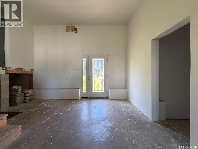 295 Ensign STREET — photo 4 of 40