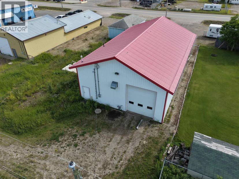 8344-8354 100 AVENUE, Fort St. John, photo 3