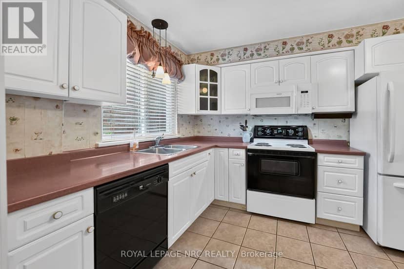 62 - 6453 Colborne Street, Niagara Falls, photo 5