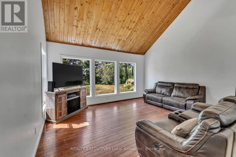 138 Wasi Falls Road — photo 9 of 37