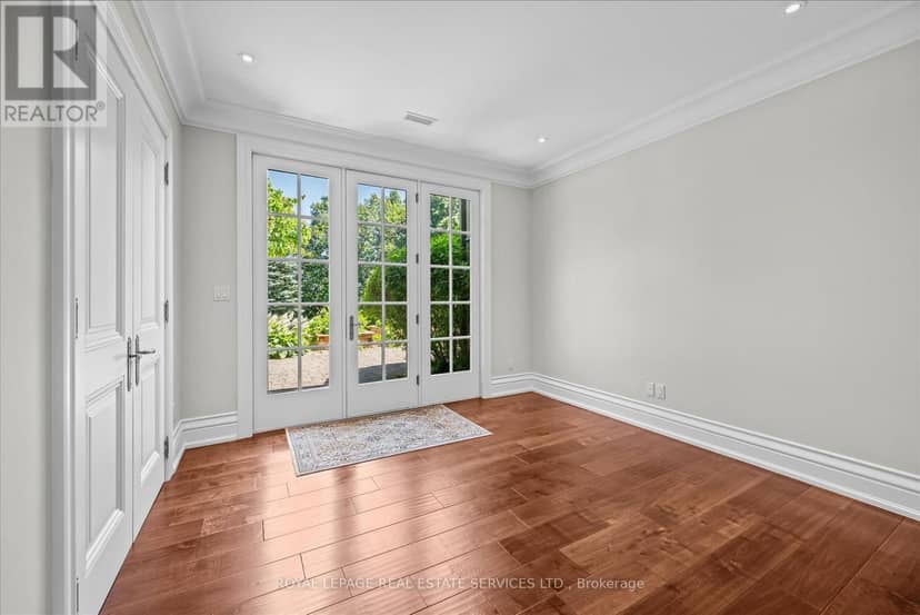 10090 Pineview Trail — photo 33 of 40
