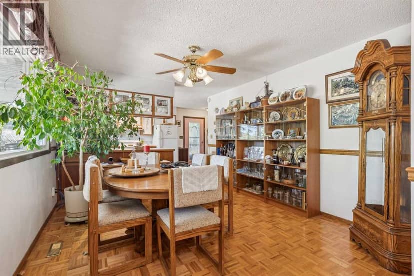 530027 56 Street E — photo 19 of 40