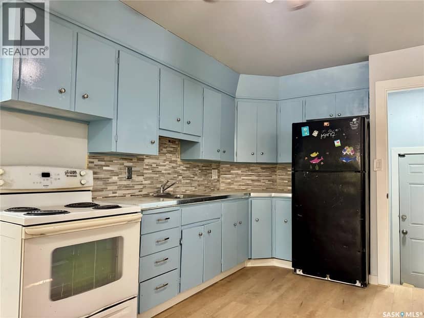 1157 Cameron STREET — photo 5 of 17
