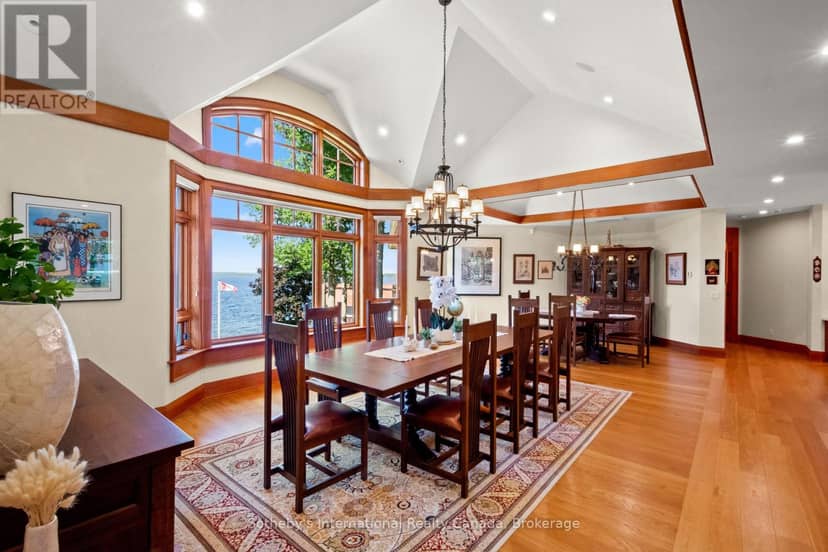 250 Gordon Drive — photo 10 of 40
