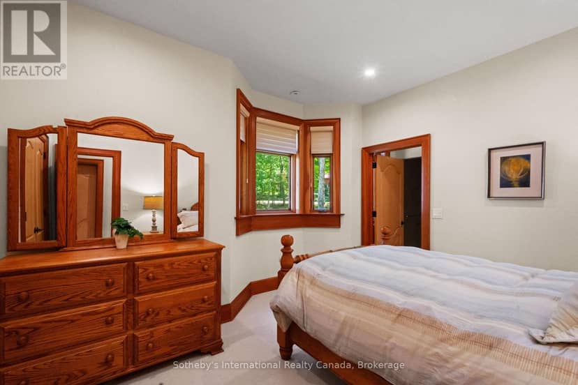 250 Gordon Drive — photo 17 of 40