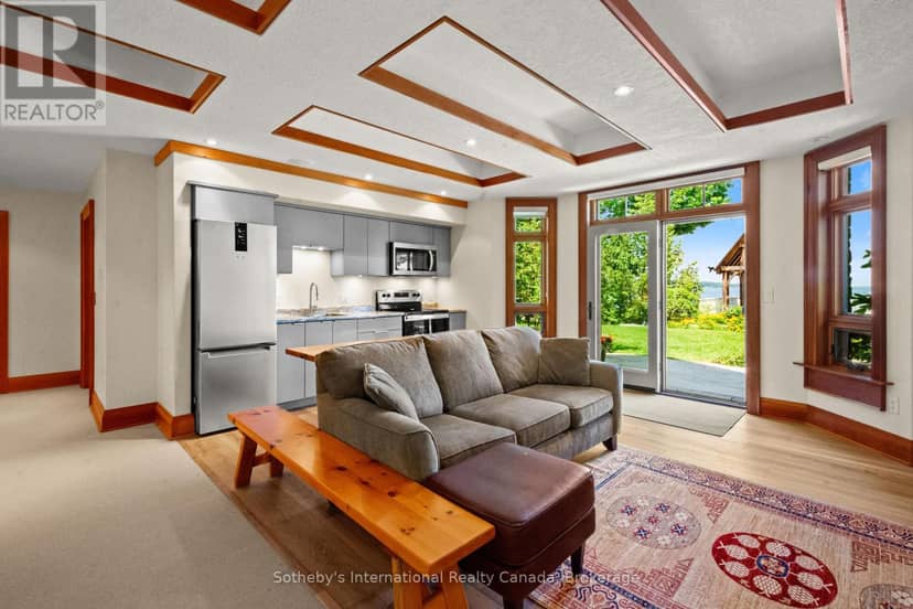 250 Gordon Drive — photo 31 of 40