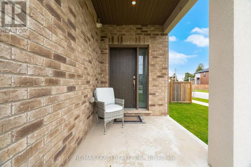 2439 Daisy Bend — photo 4 of 27