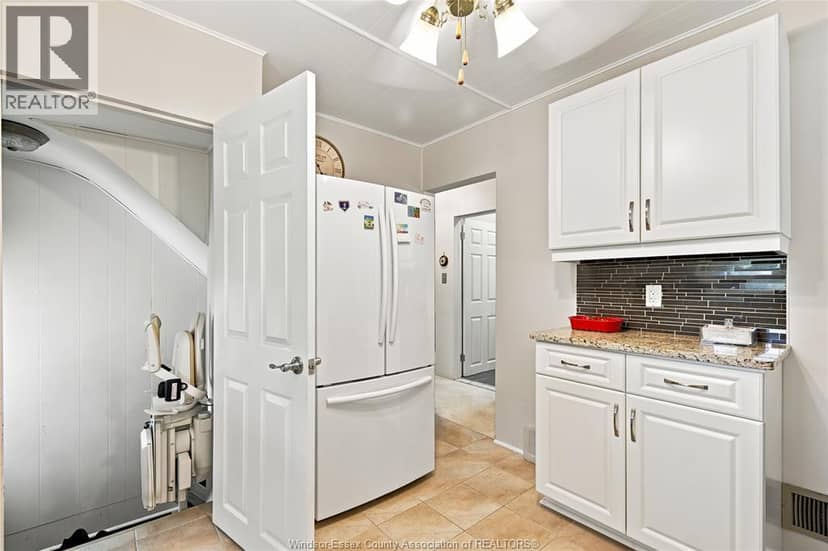 889 Patrice Drive — photo 17 of 32