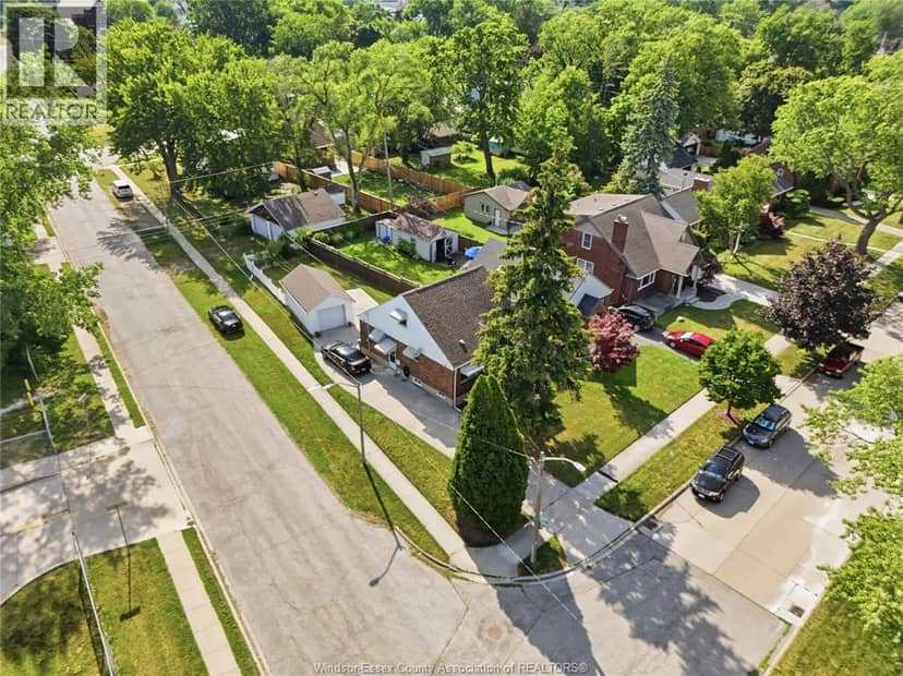 889 Patrice Drive — photo 7 of 32