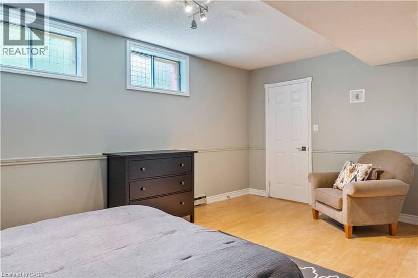 104 WHITTINGTON Place — photo 34 of 40