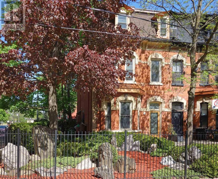 33 Rose Avenue — photo 1 of 40