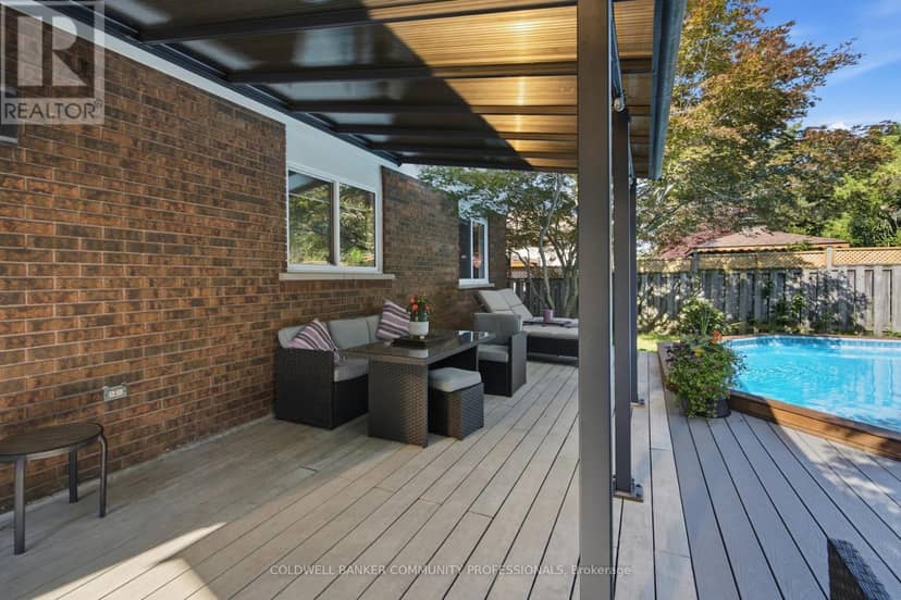 7 Apex Court — photo 38 of 40