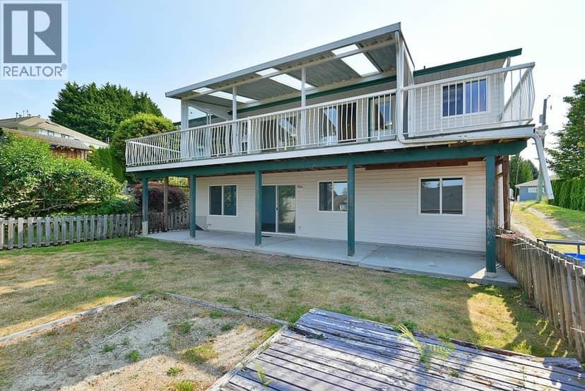 4871 BLUEBERRY PLACE, Sechelt