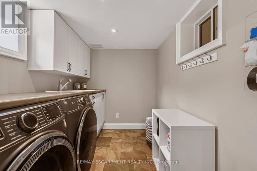 302 Harmony Road — photo 34 of 40