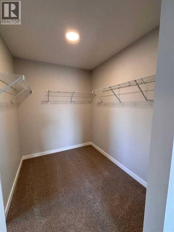 475 Baywater Green SW — photo 23 of 28