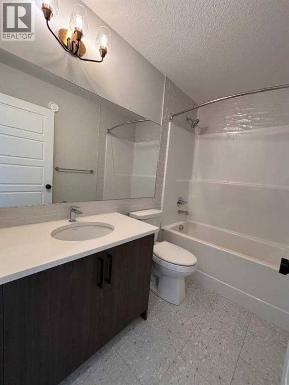 475 Baywater Green SW — photo 27 of 28
