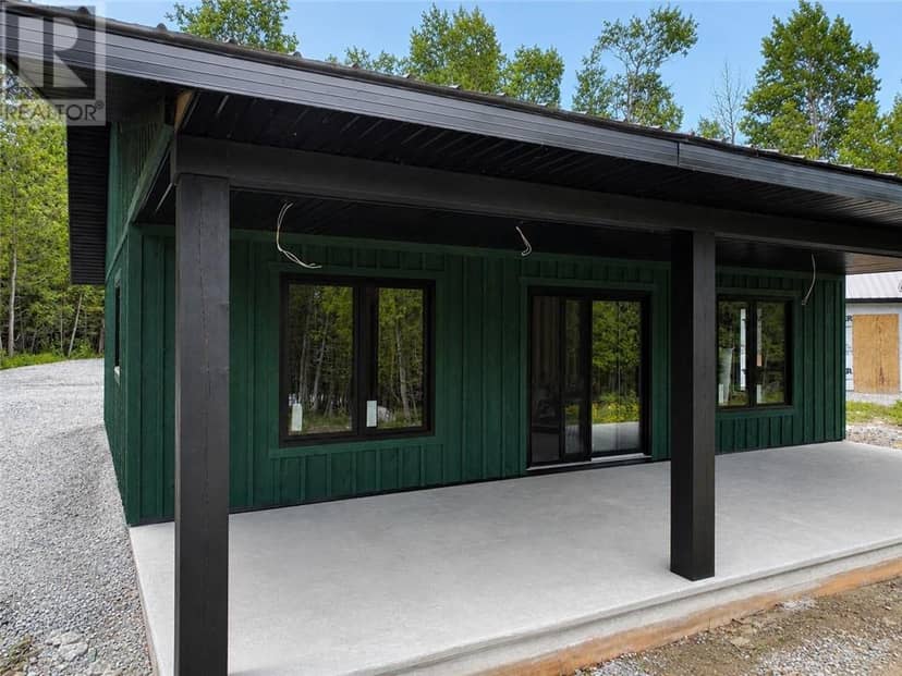 392 Goose Gap Cres. — photo 18 of 40