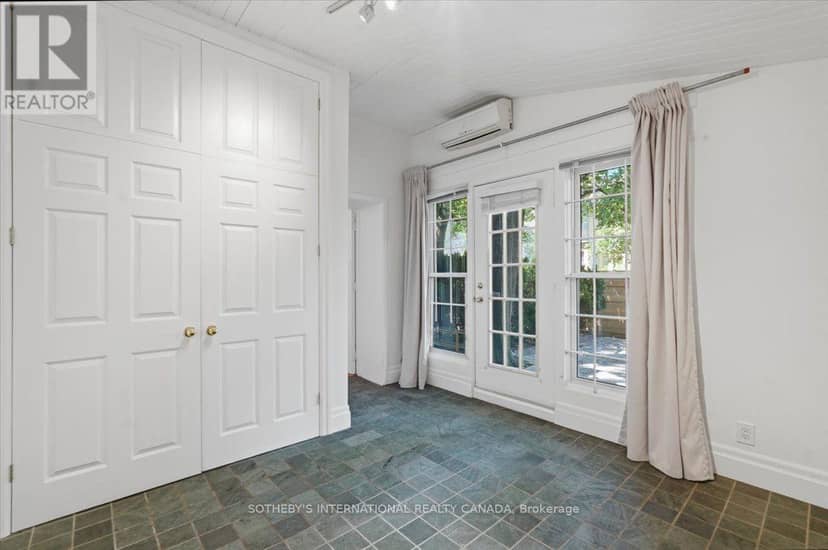 33 Rose Avenue — photo 12 of 40