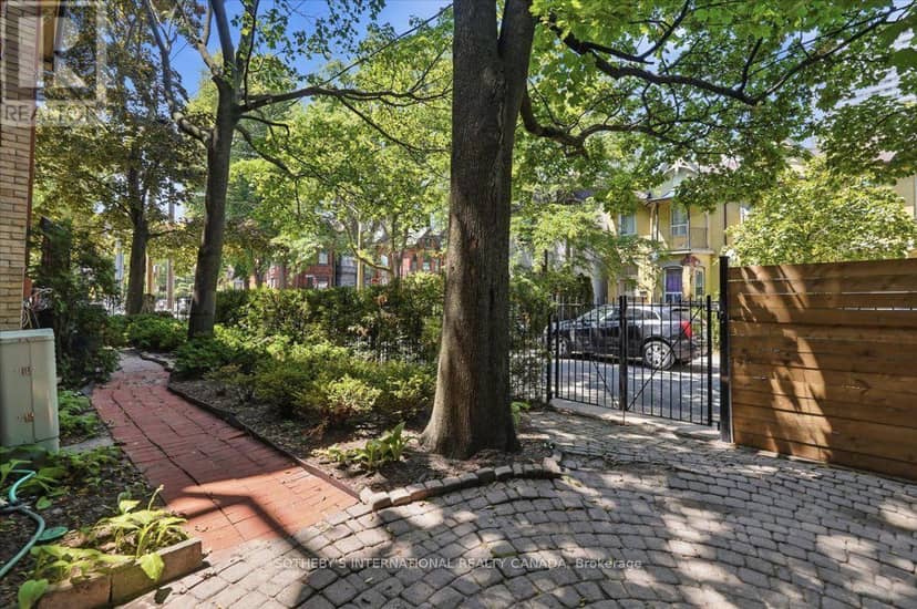 33 Rose Avenue — photo 40 of 40