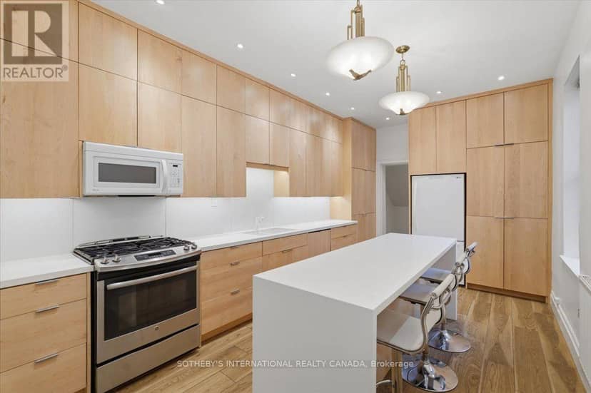 33 Rose Avenue — photo 8 of 40