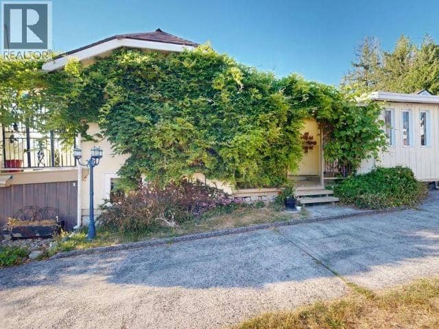 4712 MICHIGAN AVE, Powell River, photo 2