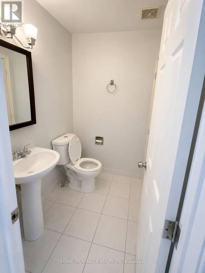 3145 Mallbridge Crescent — photo 8 of 30
