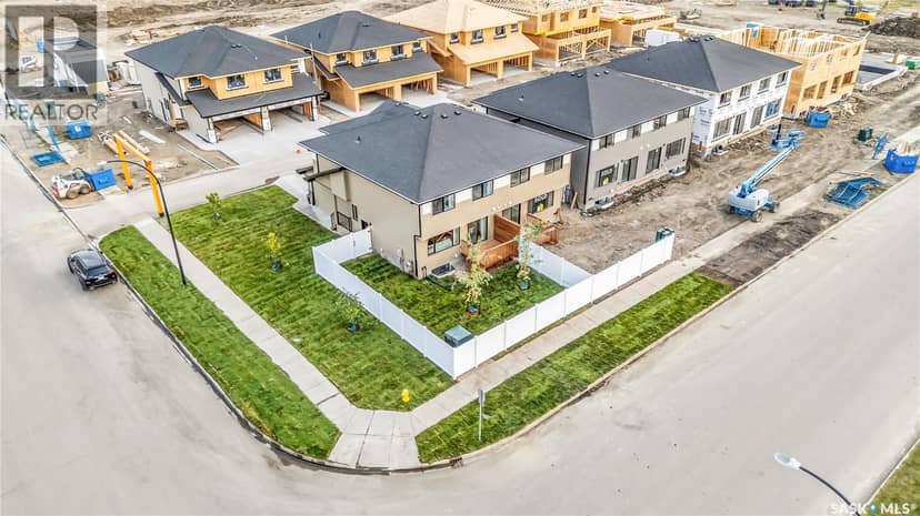 315 155 McFaull WAY — photo 32 of 39