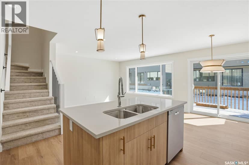 315 155 McFaull WAY — photo 8 of 39