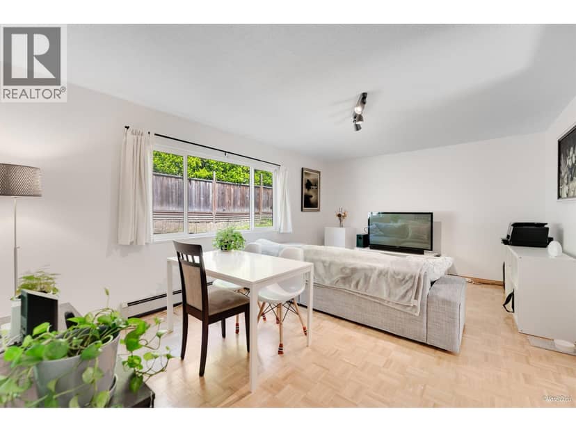 Back unit 8607 SELKIRK STREET, Vancouver, photo 3