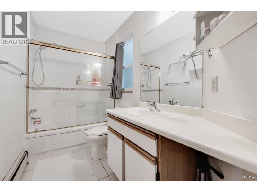 Back unit 8607 SELKIRK STREET, Vancouver, photo 5