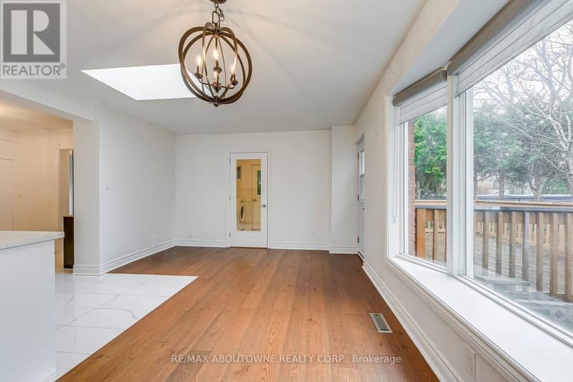 2565 Windjammer Road — photo 21 of 40