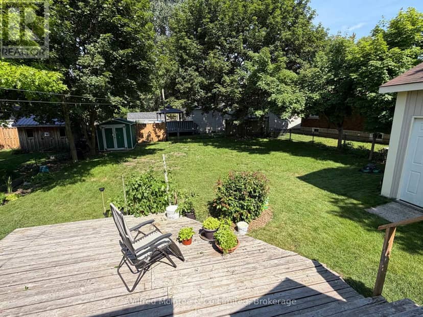 393 7th Avenue — photo 9 of 26
