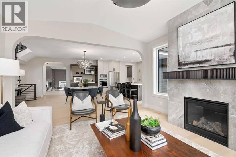 364 Greenwich Drive NW — photo 15 of 40