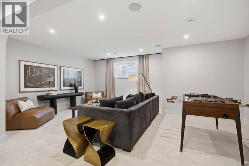 364 Greenwich Drive NW — photo 37 of 40