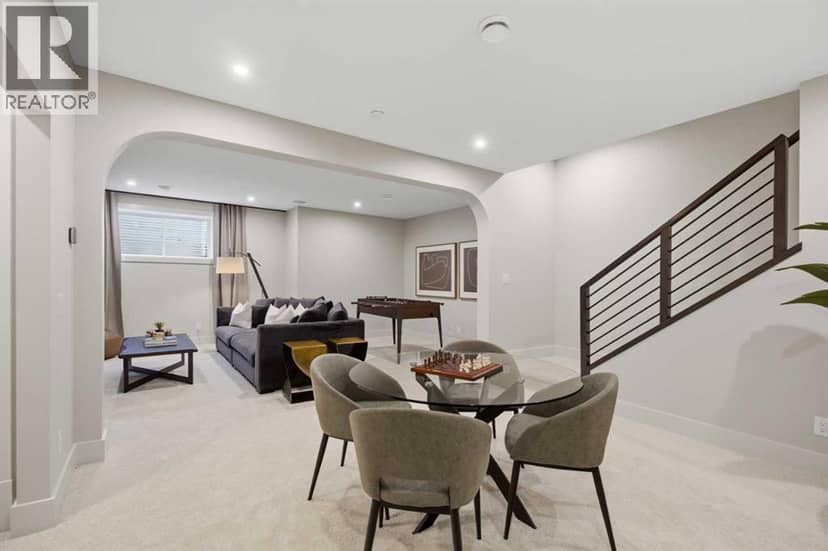 364 Greenwich Drive NW — photo 36 of 40